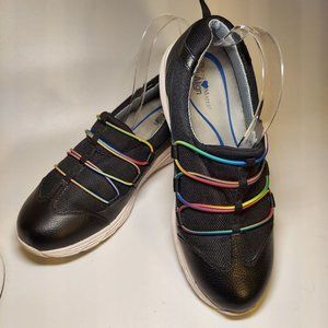 Nurse Mates Align Slip resistant working shoes Black rainbow elastic cord SZ 10W